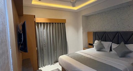Hotel Pine Lake Room Type - Deluxe Room