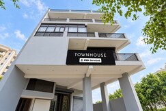 Address of Townhouse Surajkund Faridabad Formerly Charmwood Inn