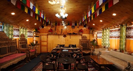Raipalto Homestays Room Type - Himalayan Wooden Suite
