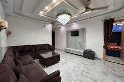 Garvik Stay 4BHK Apartment