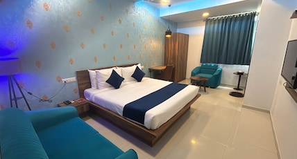 HOTEL GREEN WOOD Room Type - SUITES