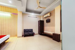 Hotel O New Om Palace