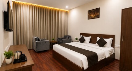 Hotel Solera Room Type - Luxury Room