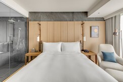 DoubleTree by Hilton Taipei Zhongshan
