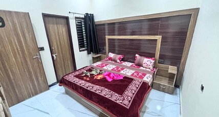 Naval Kishori Kunj Room Type - Delux room double occupancy (Non-AC )