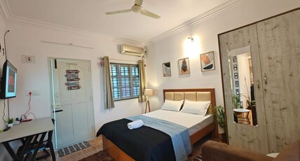 Cozy Studio Private Pent House HSR Room Type - Bedroom