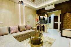 Staymoodyy  Arabic Themed Family Suite  1 BHK