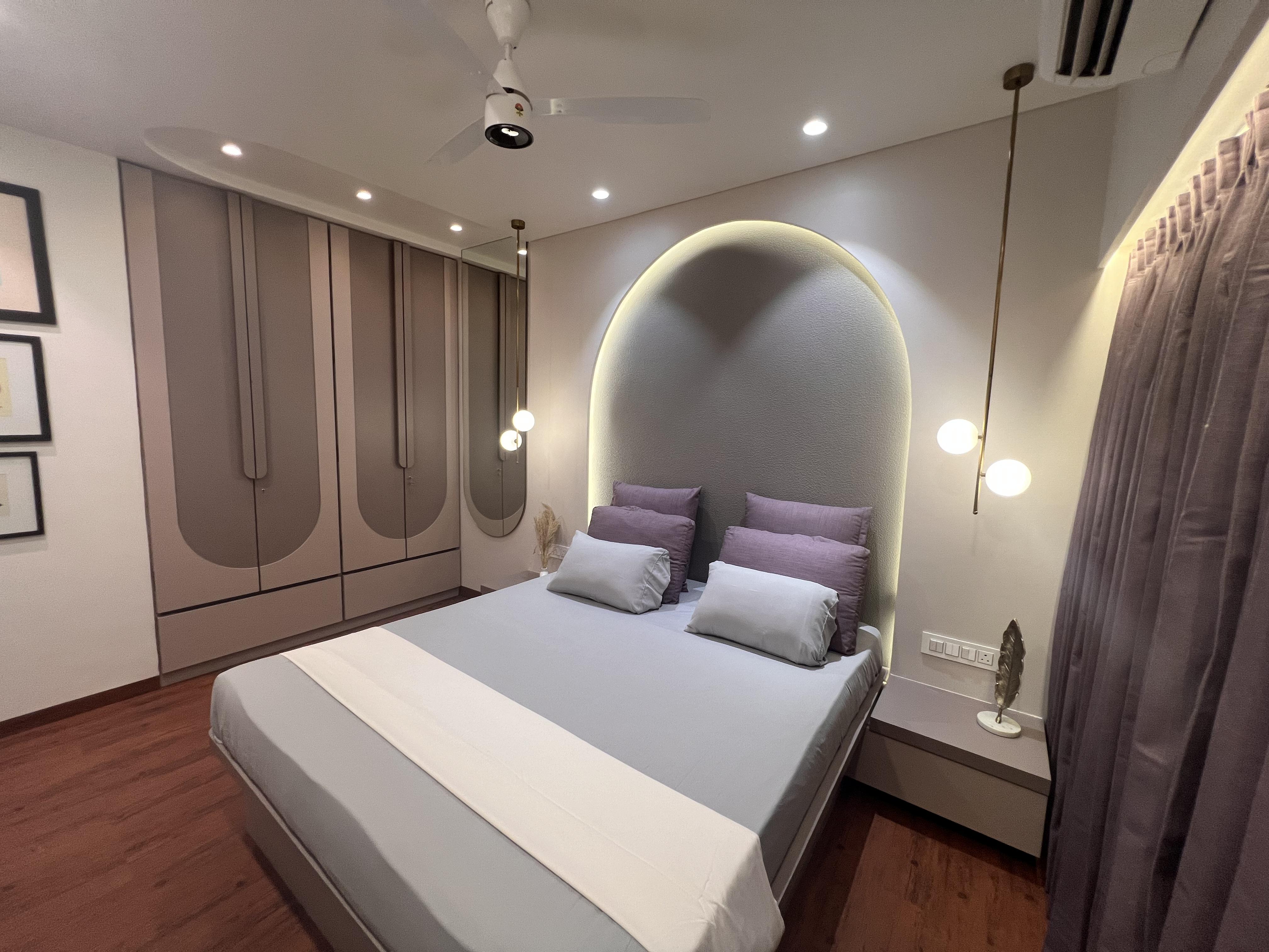 2 bhk luxury apartment with jacuzzi - Tap to explore photos
