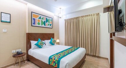 Treebo Flora Embassy Room Type - Standard Room
