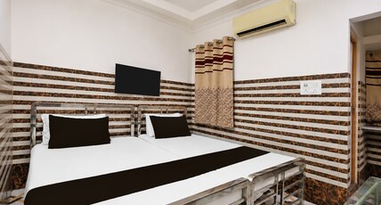 Hotel O Rabindra Sarovar Metro Station Kolkata Formerly Ayush Villa Room Type - Classic