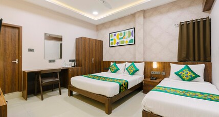 Treebo RKH Palace Room Type - Deluxe Family Room