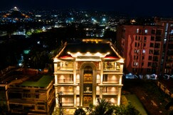 Hotel Golden Grand
