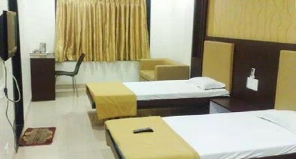 HOTEL SANGRAM PALACE SHIRUR Room Type - Super Deluxe Non Ac HOTEL SANGRAM PALACE SHIRUR Room Type - Super Deluxe Non Ac