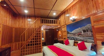 Hotel Rajmahal(Heritage) Room Type - TRIPLE BED NON VIEW