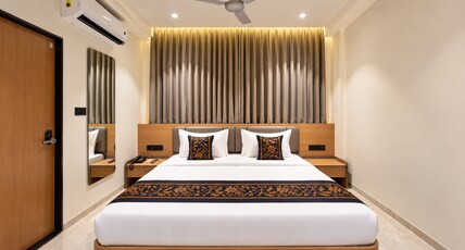 Hotel Teerth by Arrow - Near Shree Dwarkadhish Temple Room Type - Deluxe Room