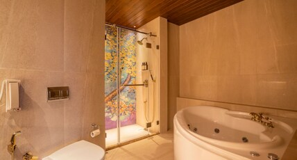 Yu hotel Room Type - YU Grand Suite (with private jacuzzi)