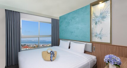 Centre Point Prime Hotel Pattaya Room Type - Deluxe King Room