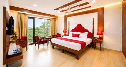 Hotel Downtown by Quadis - East of Kailash Room Type - Superior Room with balcony