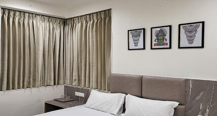 Hotel Jay Palace Inn Room Type - Executive Ac Room with Return Gift