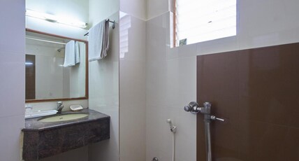 Hotel Sindoori Room Type - Deluxe Room