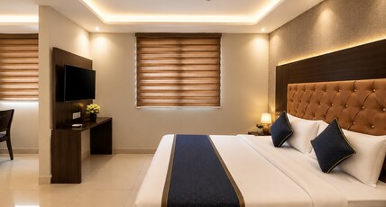 Hotel Iconic Suite near Delhi Airport Room Type - Executive Room With Free Wifi