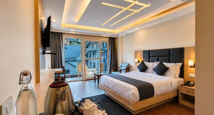 The Gold Leaf Manali Room Type - Superior room with Balcony and Hill view The Gold Leaf Manali Room Type - Superior room with Balcony and Hill view