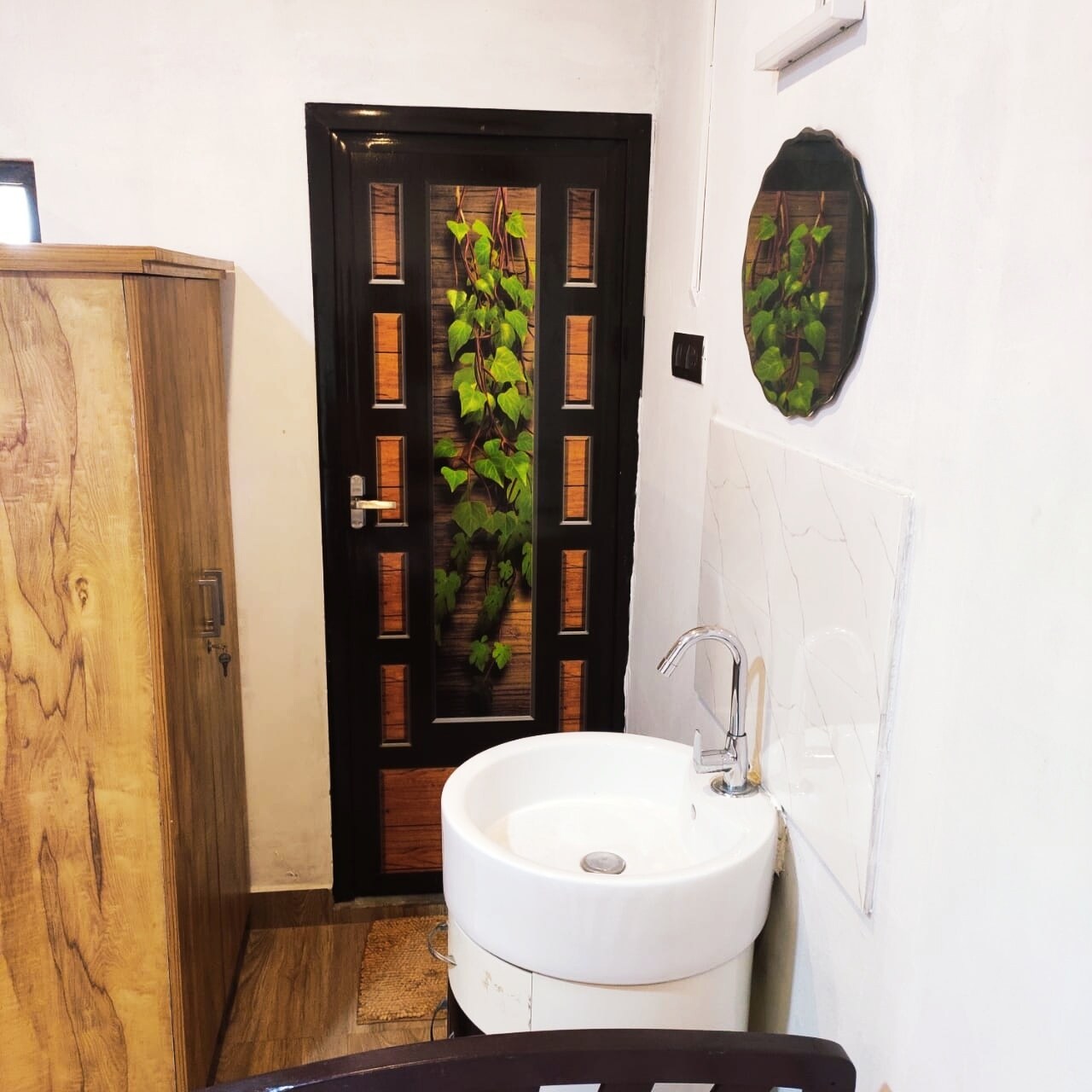 MUNROE INN HOMESTAY - Tap to explore photos