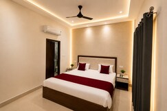 Shiv Shakti Dham | Near Prem Mandir | Free Parking