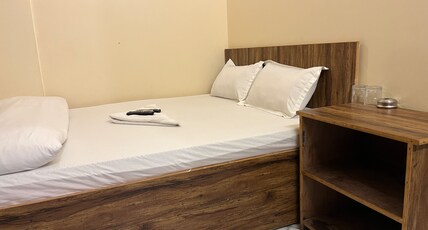 Hotel Shanti Inn, 300M from Rene Tower VFS Global Room Type - Double Economy AC Room