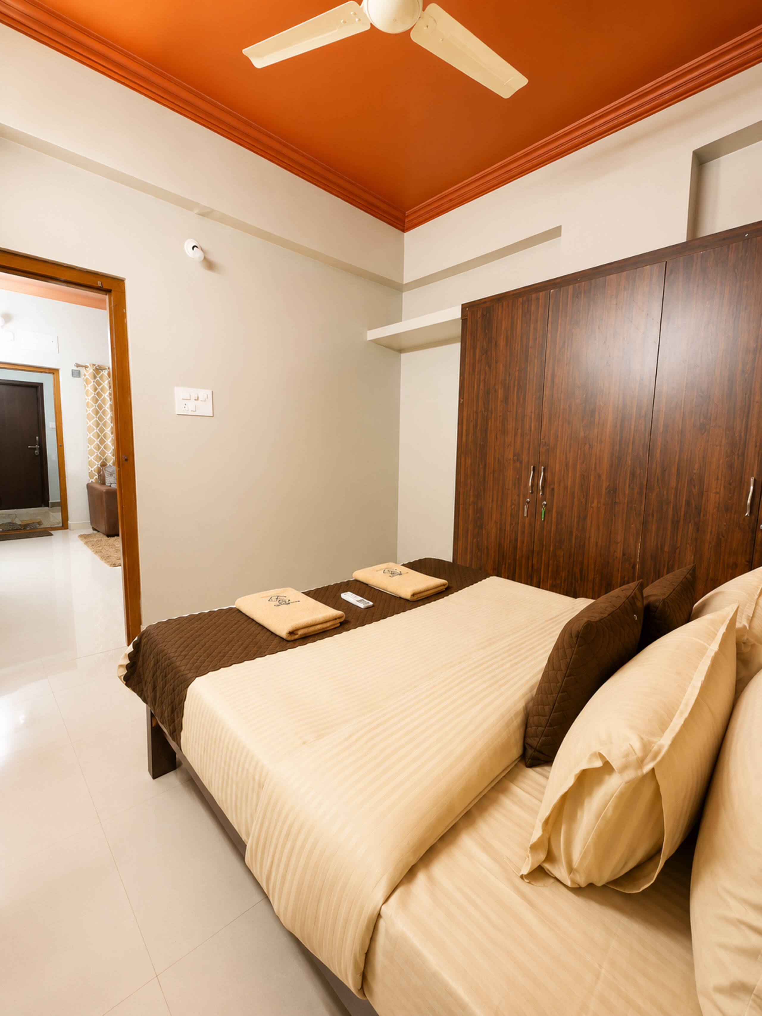 Uptown House 2BHK Cozy Flat In Gachibowli - Tap to explore photos