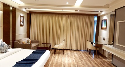 Hotel Vintage Room Type - Club Room Big Size