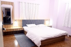 Nahor residency