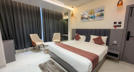 Travinities Hotel Shree Ji Palace Room Type - Executive Room