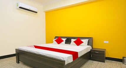 Mannu Grand Room Type - Family room with private bathroom