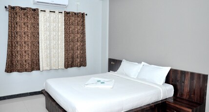 Srinivasa Lodge Room Type - Standard AC Room Srinivasa Lodge Room Type - Standard AC Room