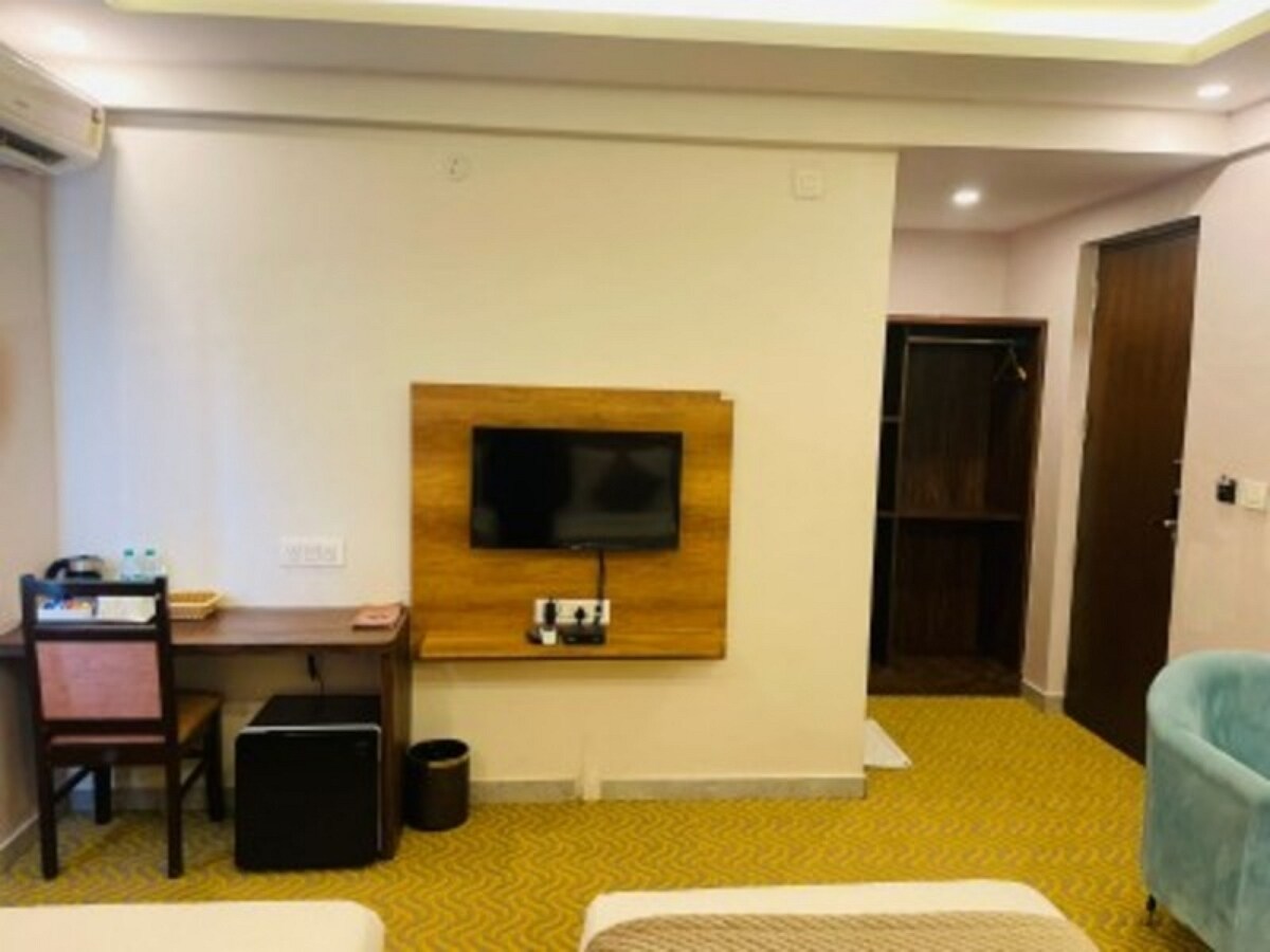VOVO HOTELS - Bangalore International Airport - Tap to explore photos