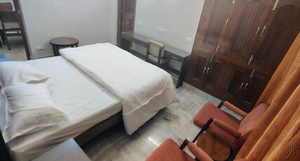 USHA PARAS KUTIR Room Type - standard room