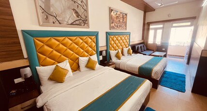 Panchvati Inn, Joshimath Room Type - Deluxe Family Suit