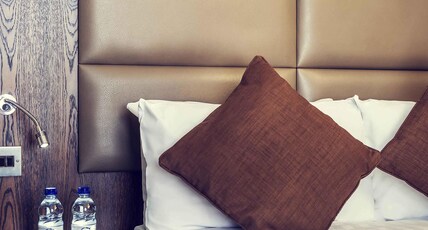 Mercure London Paddington Room Type - Standard Room with two single beds