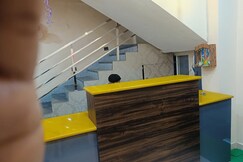 HOTEL JAGAT INN MORENA