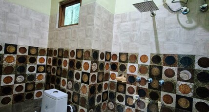Shri Raghupati Guest House Room Type - Three bed room2