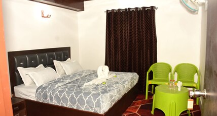Zeal Comfort Inn Room Type - Deluxe Room
