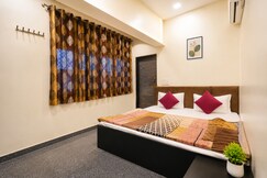 SHRI RADHEY KRISHNA PAYING GUEST HOUSE