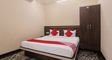 Super Collection O Ashraya Paradise Room Type - Classic