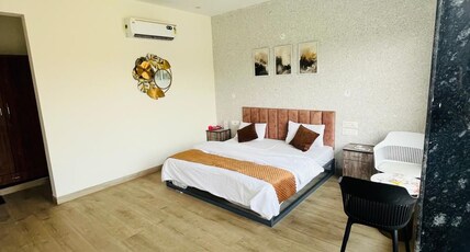 8bhk private pool party Room Type - Bedroom 3