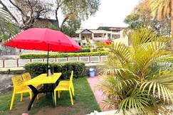 Hotel Chandravilas, Mount Abu