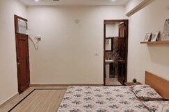 Rooms of Most Spacious Boho Styled 1BHK near Medanta Hospital