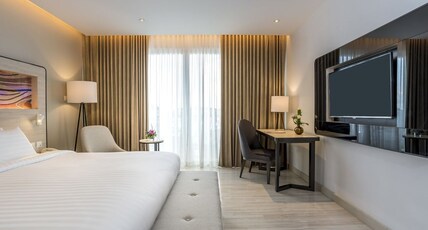 Novotel Phuket City Phokeethra Room Type - Superior King Bed