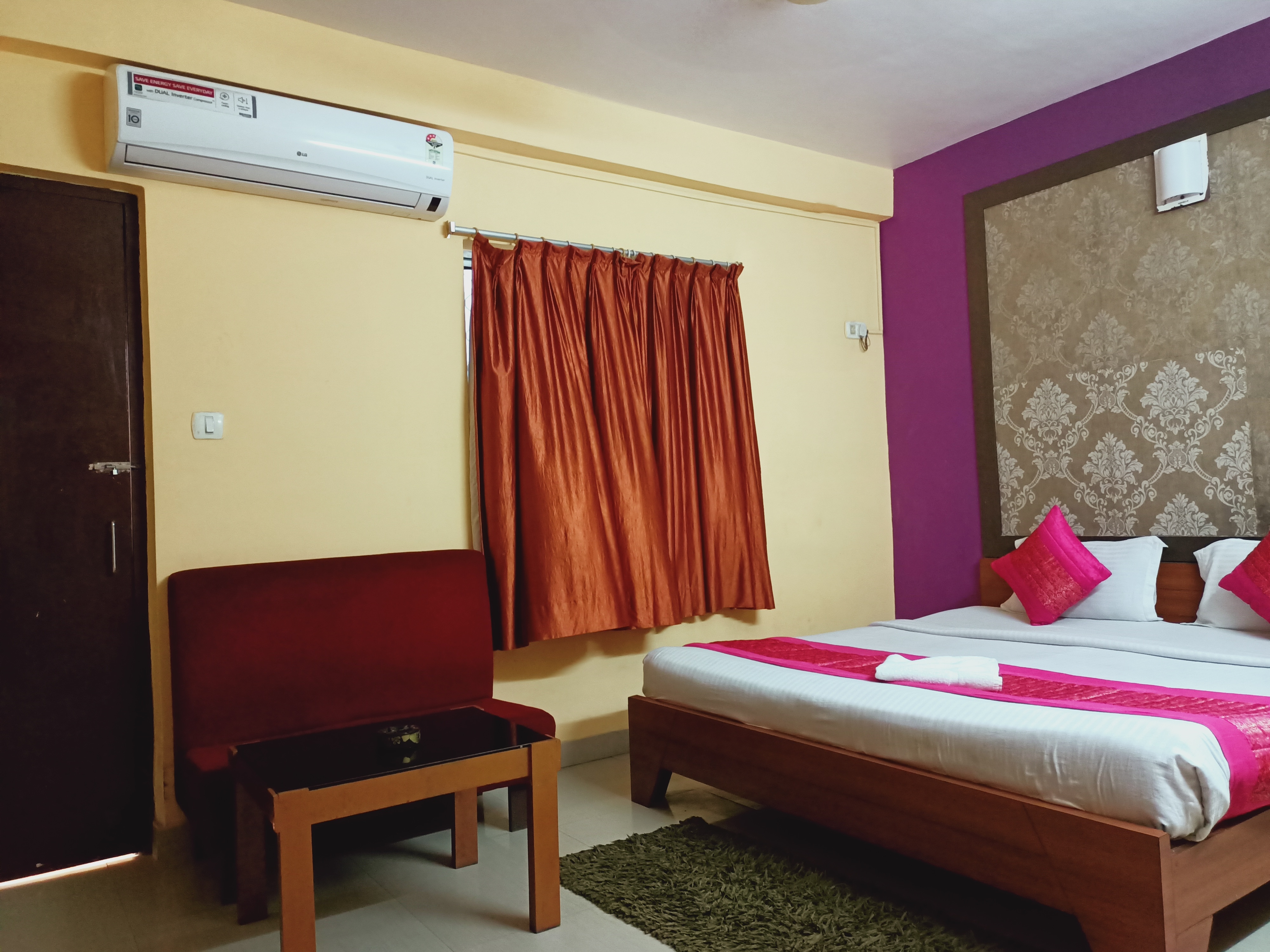 Hotel Pushpa (Berries Group of Hotels) - Tap to explore photos