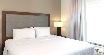 Homewood Suites by Hilton Indianapolis-Airport/Plainfield Room Type - 1KG ACC BATHTUB SUITE NSMK